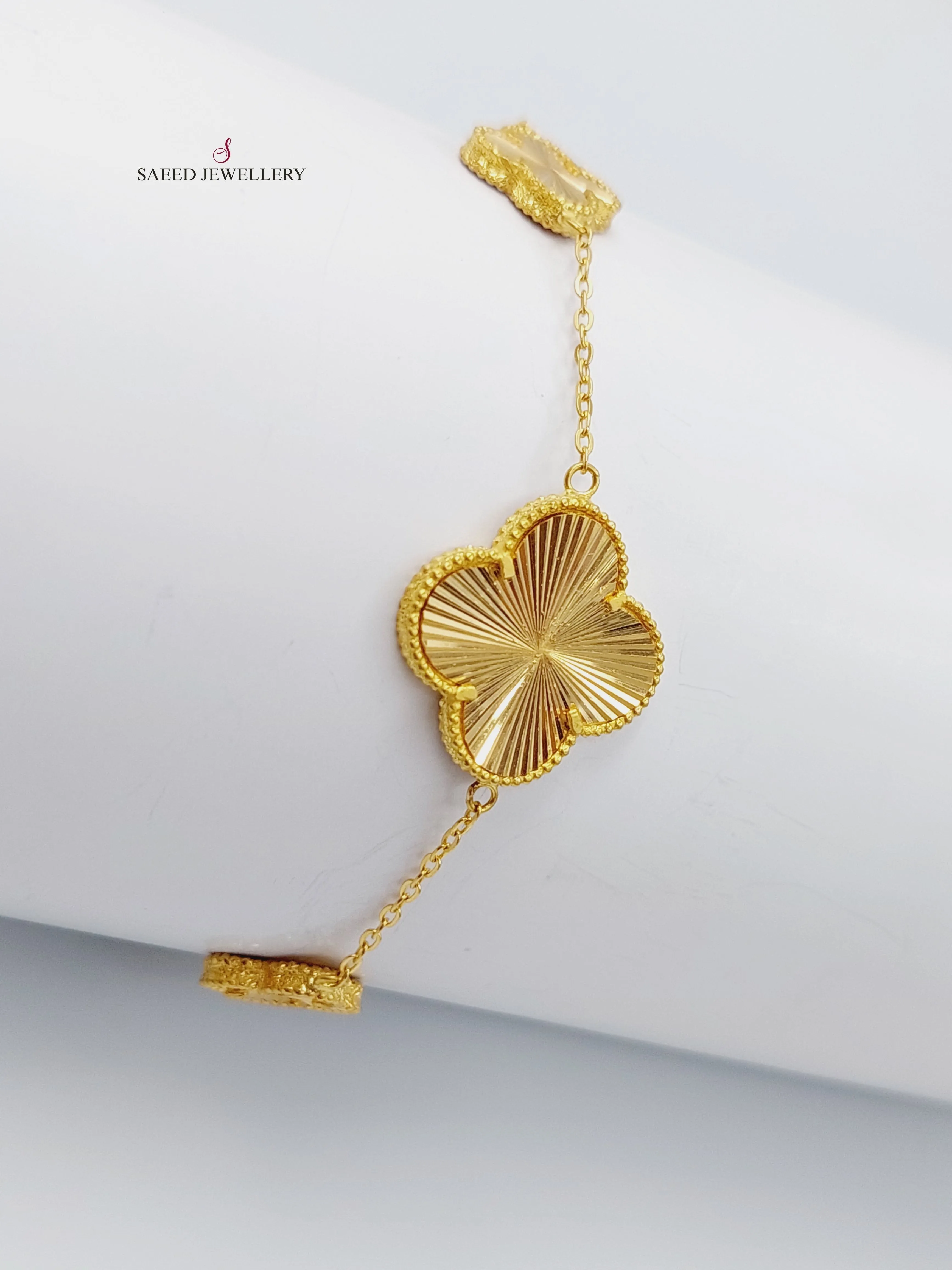 21K Fancy Clover Bracelet