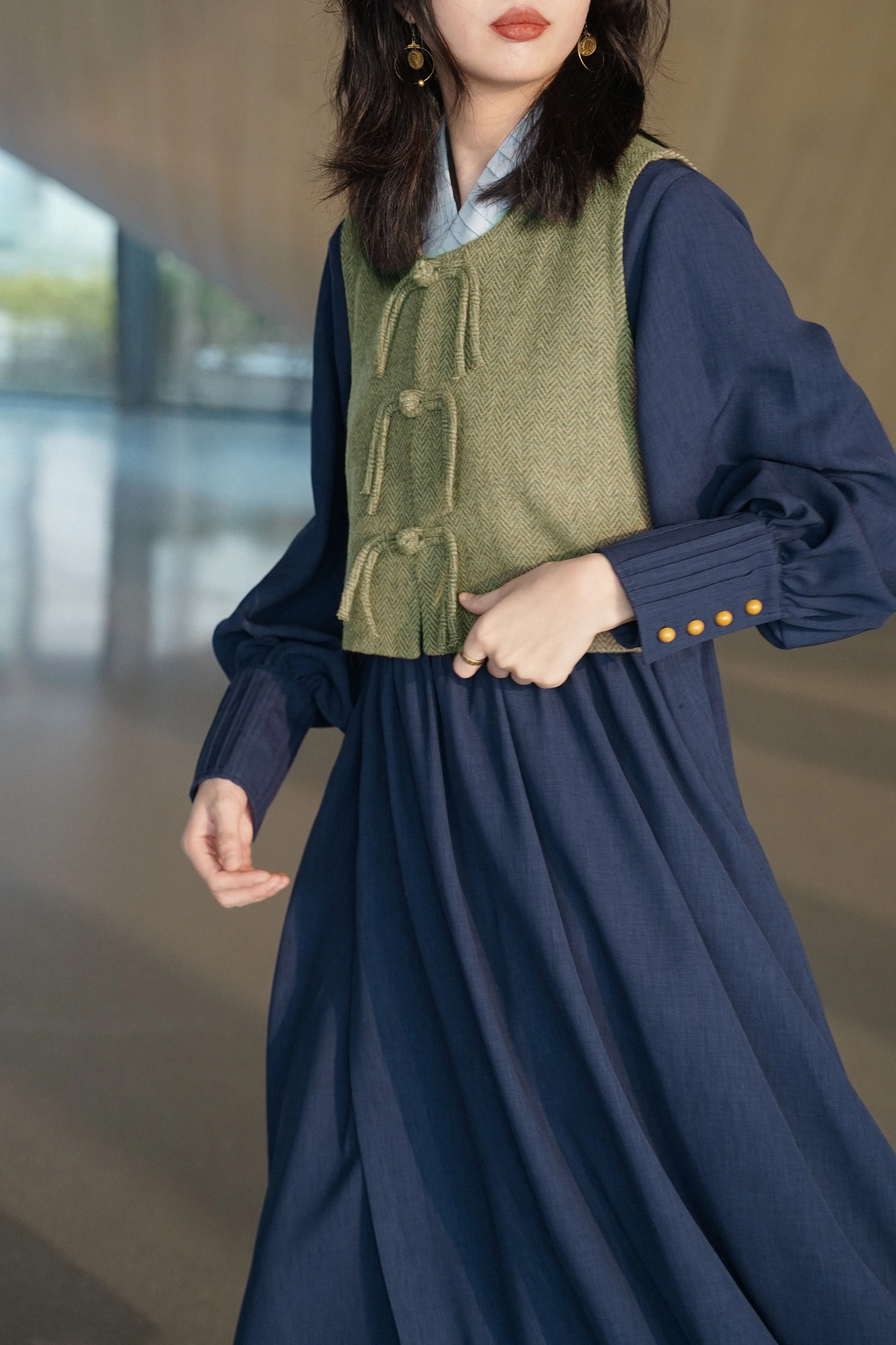 Luzhou 鹭洲 Modernized Ming Qing Wool Vest Majia Cross Collared Tieli Dress Daily Set